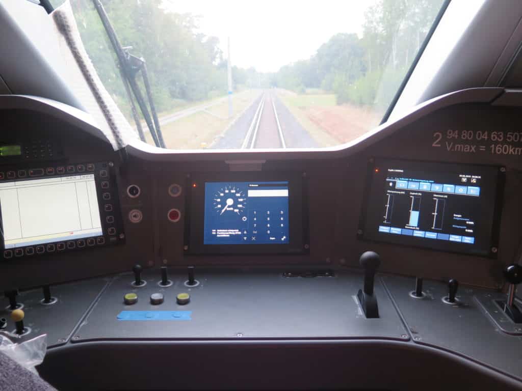 Hoffmann + Krippner - Touch panel in the driver's cab in railroad technology